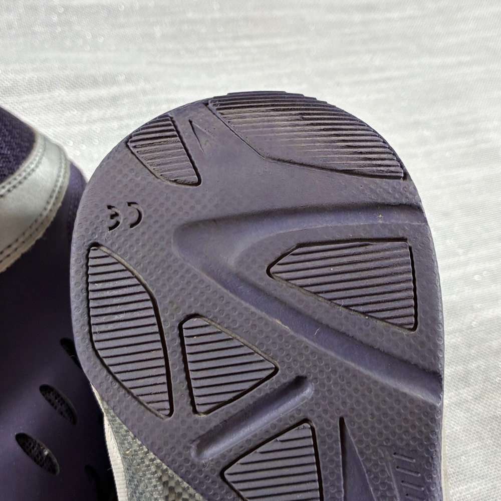 VIONIC Venture Comfort Athletic Running Sneakers Purple Gray Sz 7.5 Wide EUC - Picture 7 of 7